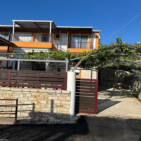 Ildora Qimon Appartement Himare Buitenkant foto
