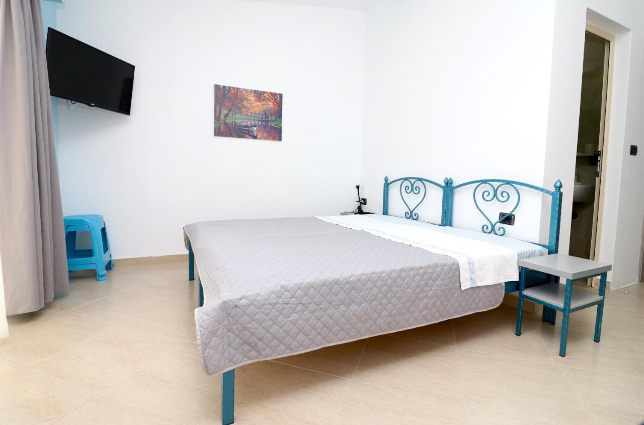 Ildora Qimon Appartement Himare Buitenkant foto