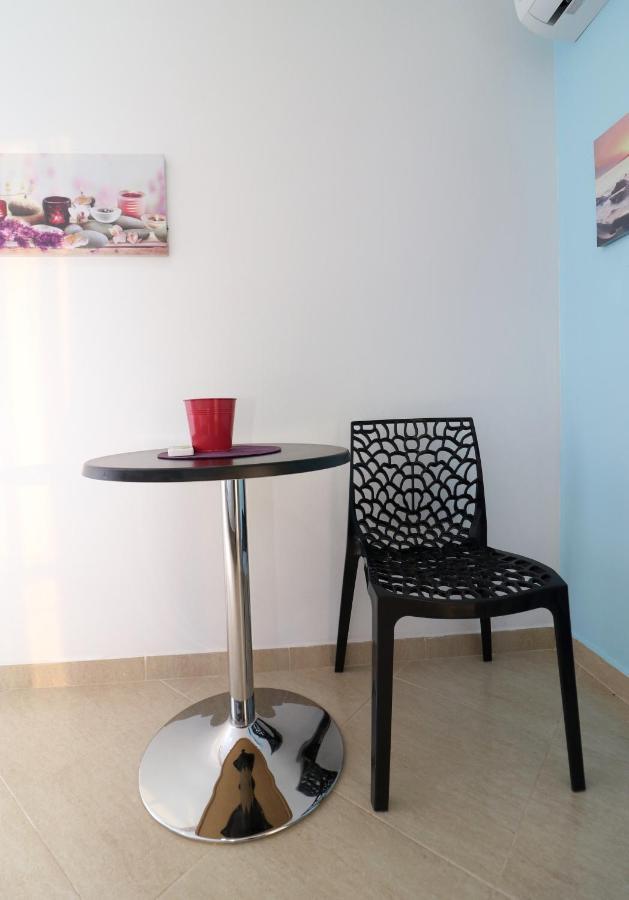 Ildora Qimon Appartement Himare Buitenkant foto
