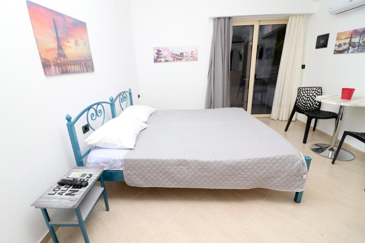 Ildora Qimon Appartement Himare Buitenkant foto