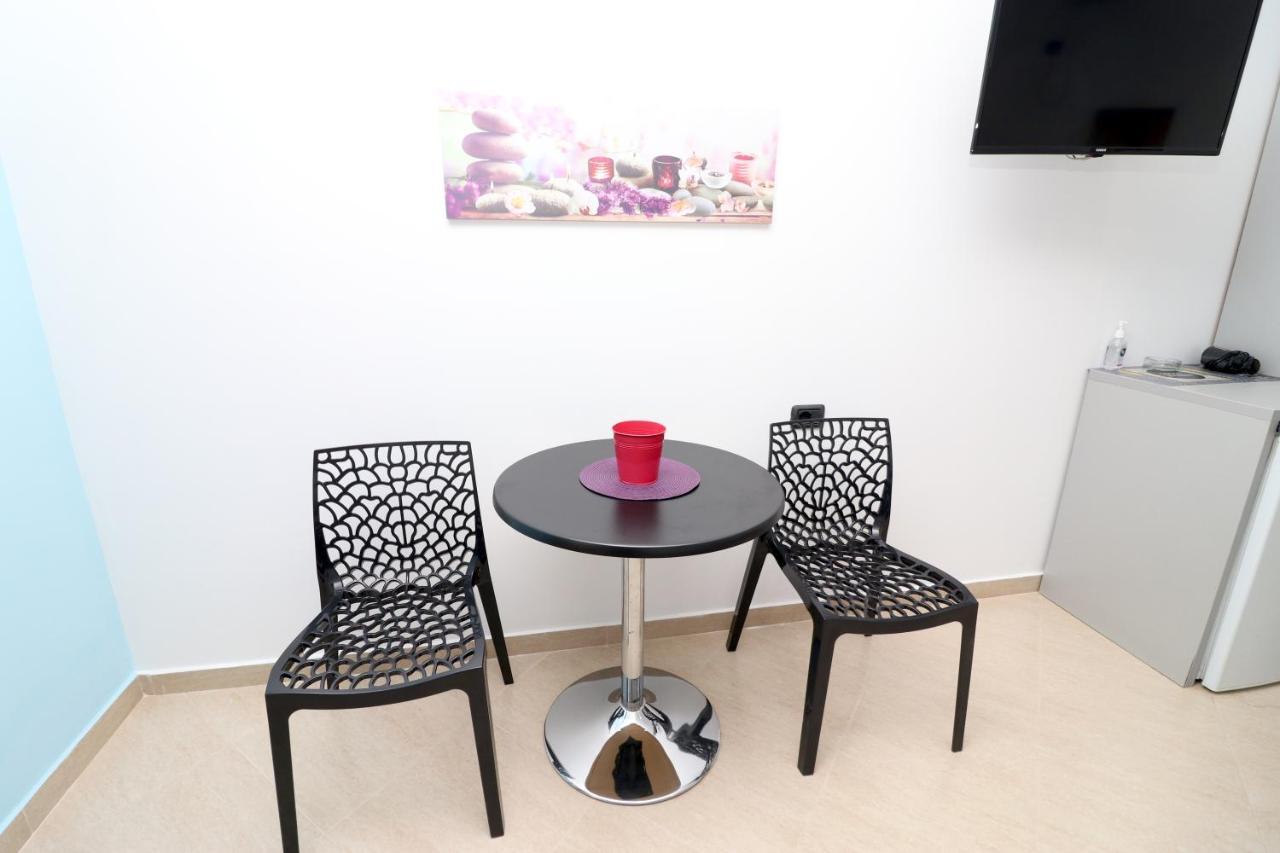 Ildora Qimon Appartement Himare Buitenkant foto