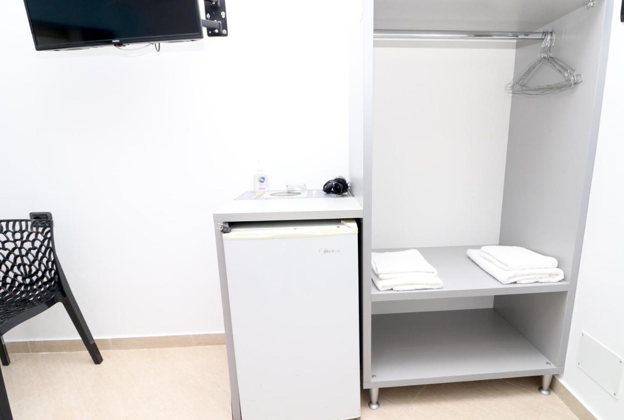 Ildora Qimon Appartement Himare Buitenkant foto