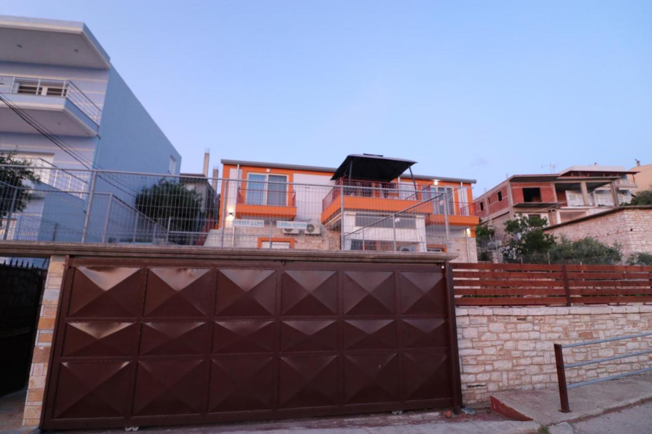 Ildora Qimon Appartement Himare Buitenkant foto