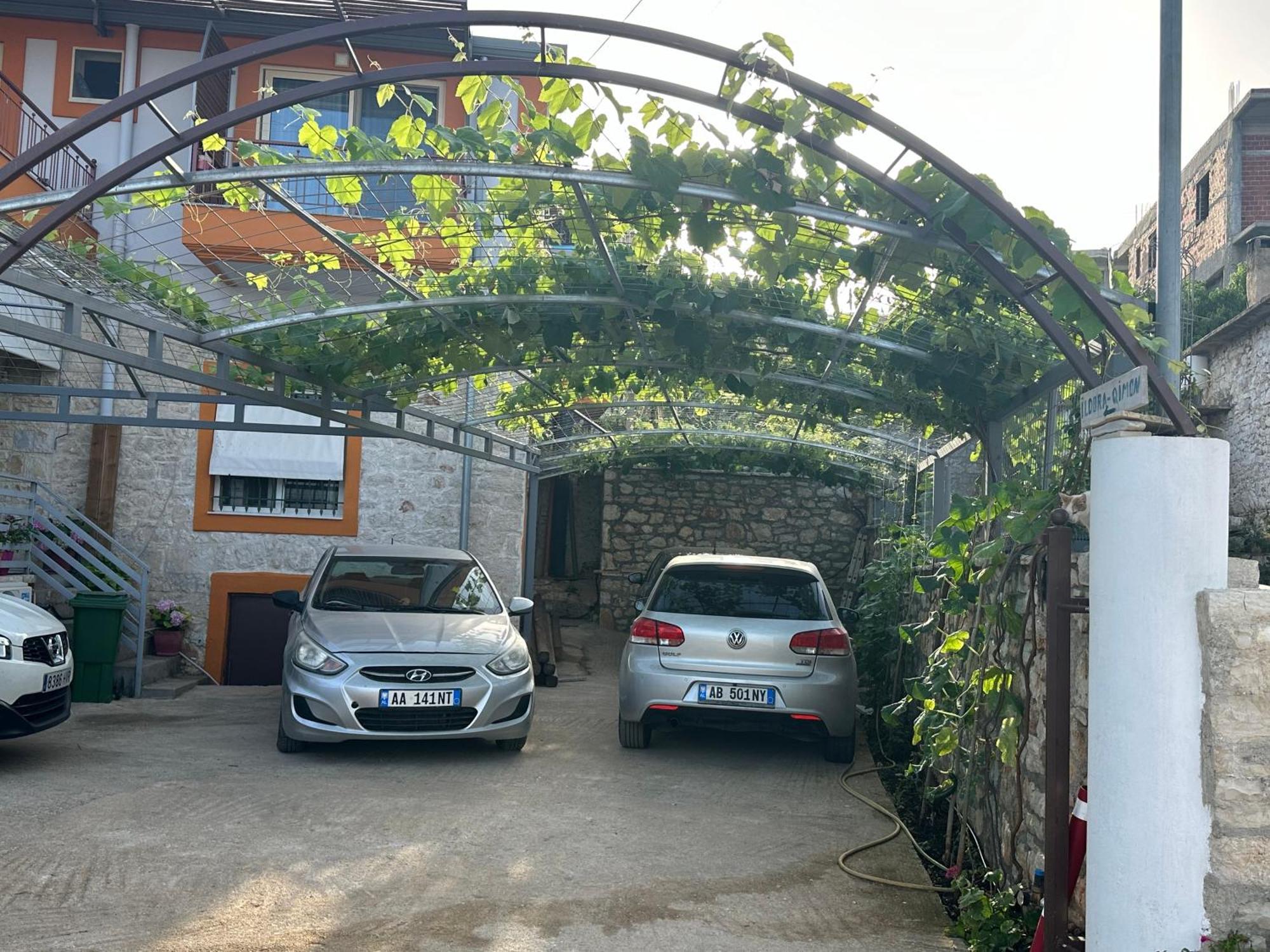 Ildora Qimon Appartement Himare Buitenkant foto